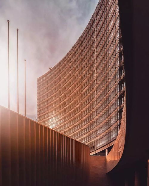 德國攝影師拍的上海美艷照,讓網(wǎng)友看呆 這還是我認(rèn)識(shí)的魔都嗎